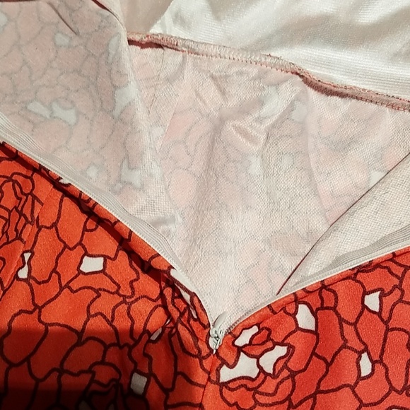 FORM FITTING DRESS - Picture 7 of 8